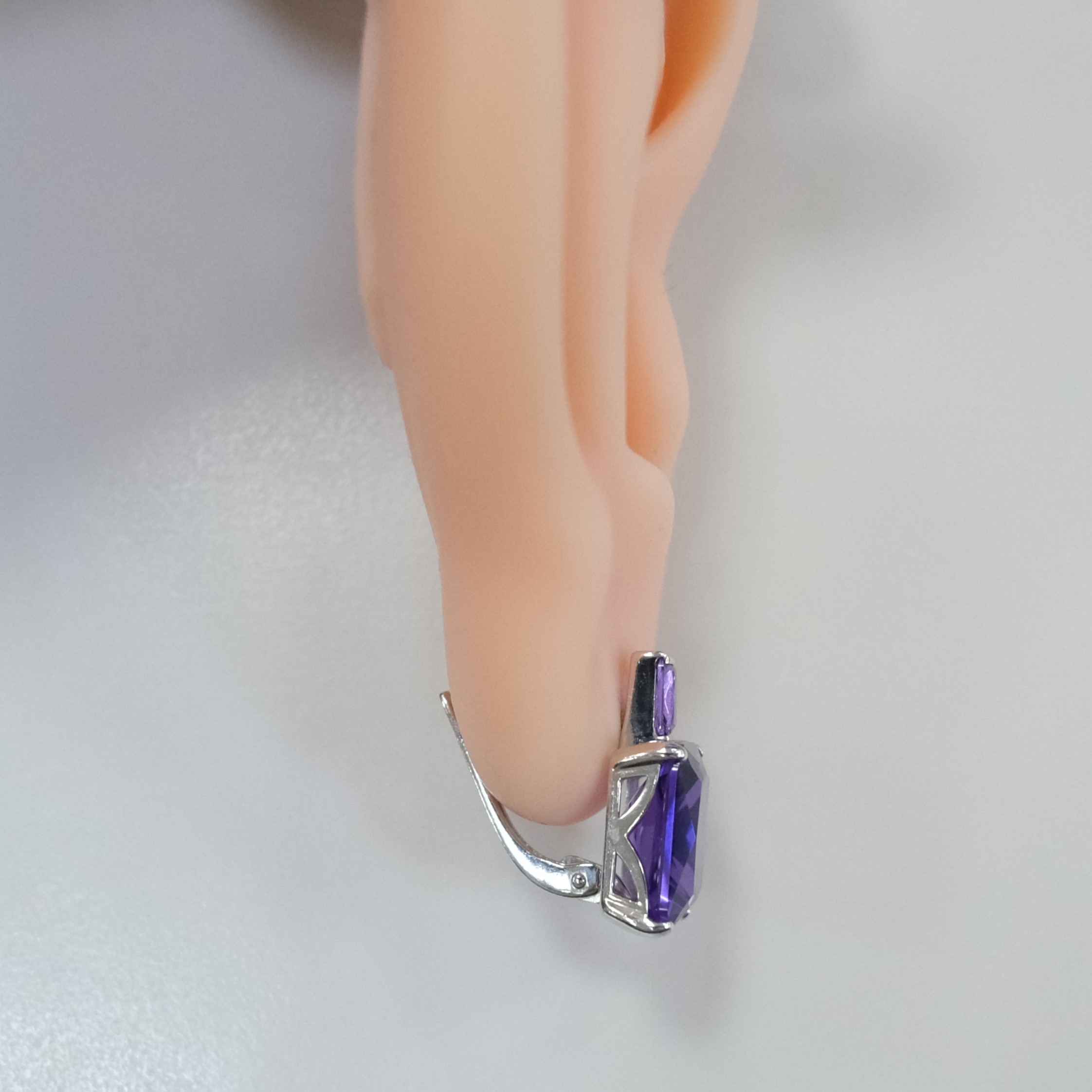 Серебряные серьги с аметистами
